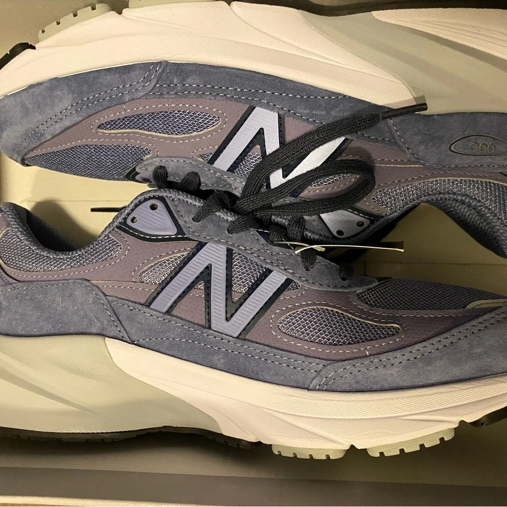 BRAND NEW!!!! New Balance Men's Blue Sneakers - Picture 3 of 6